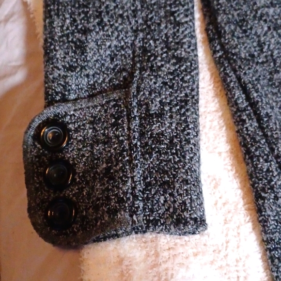 Wool blend coat - Picture 5 of 11